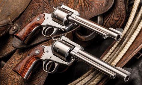 Super Singles: Ruger Super Blackhawk Revolvers | Gun Digest