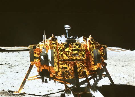 China's Jade Rabbit lunar rover sends its first photos from moon | The Japan Times