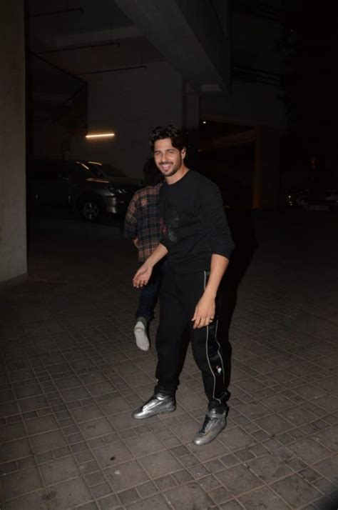 Celebs At Sidharth Malhotra Birthday Bash Photos