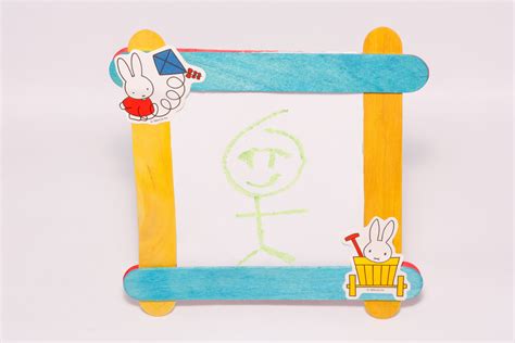 How to Make Photo Frames from Ice Cream Sticks | Vbs crafts, How to ...