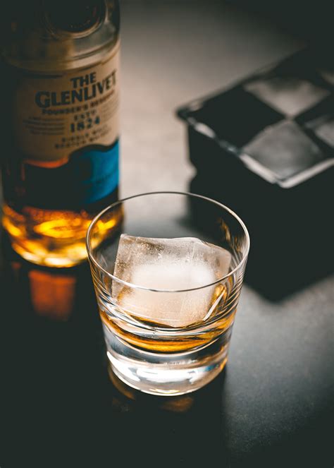 15 Best Single Malt Scotch Whisky Brands To Drink