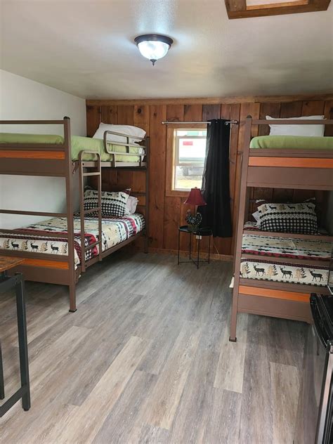 Eagle Rock Resort - Cabins #2 or 3 - Two Bunk Beds - Bungalow in Yakima ...