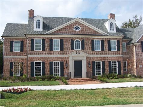 Top 12 Colonial Style Home Designs at Live Enhanced - Live Enhanced