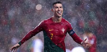 Cristiano Ronaldo extiende su récord goleador internacional al marcar doblete con Portugal