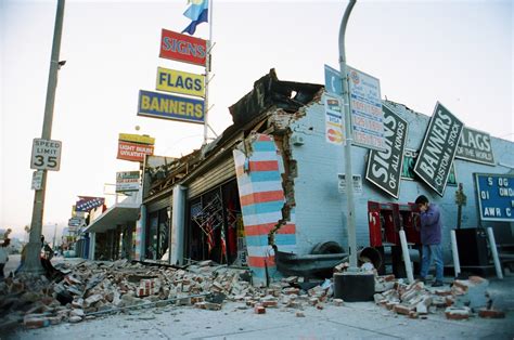 Photos: A look back at the 1994 Northridge Earthquake on 24th ...