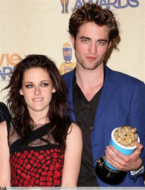 Robert Pattinson and Kristen Stewart - celebrities Photo (7376321) - Fanpop