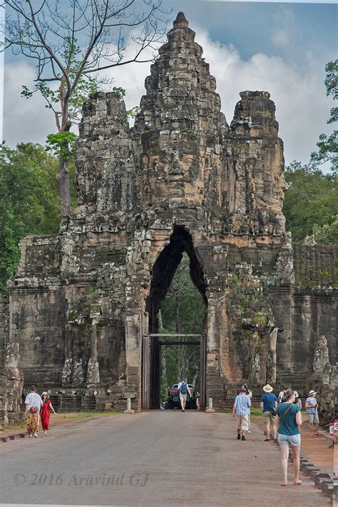 Treks and travels: Bayon temple at Angkor Thom