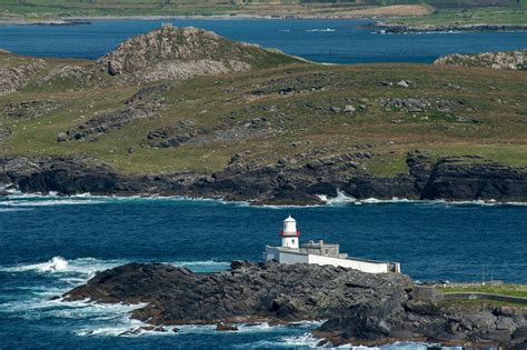 Visit Valentia Island Lighthouse with Discover Ireland