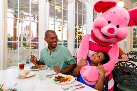 Tips and Tricks for the Best Character Dining at Walt Disney World