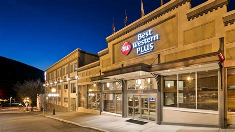 Best Western Plus Baker Street Inn Nelson, BC - See Discounts