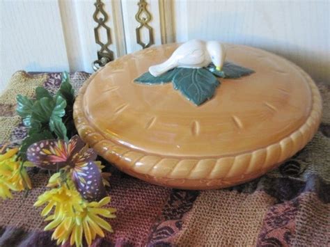 Covered Pie Plate with lid pottery nice