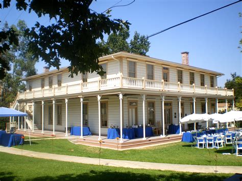 File:Stagecoach Inn.jpg - Wikimedia Commons