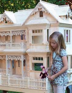 I'd love to have this dollhouse! | Doll house plans, Victorian dollhouse, Barbie house