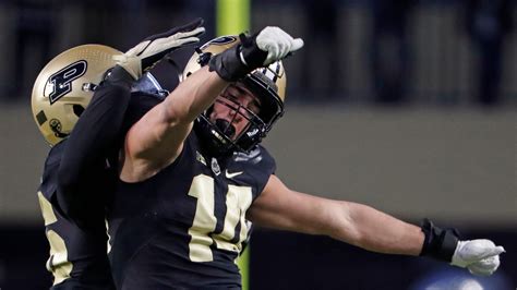 Purdue football clinging to bowl life despite losing record