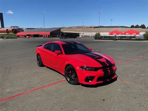 First Drive: 2020 Dodge Charger Widebody Hellcat and Scat Pack – WHEELS.ca