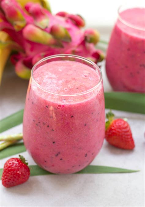 Tropical Dragon Fruit Smoothie - Simply Made Recipes