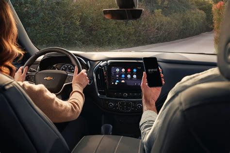 You Don't Need to Be a Techie to Use the 2023 Chevy Traverse Controls