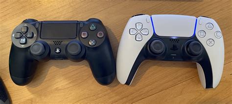 PlayStation 5 DualSense vs PS4 DualShock side-by-side size comparison ...