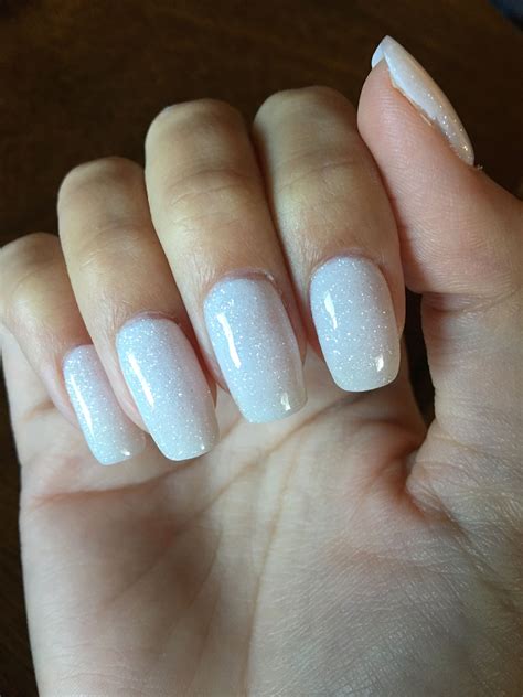 White glitter dip powder nails | White glitter nails, Dipped nails ...