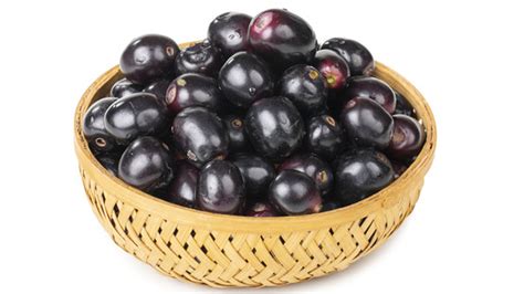 6 Health Benefits Of Eating Black Plum – NutritionFact.in