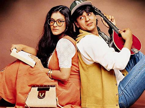 Kajol discloses Shah Rukh Khan had a frozen shoulder after the iconic DDLJ poster | Filmfare.com