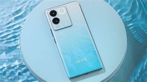 iQoo Z7 Pro 5G First Look Revealed Ahead of India Launch: See Here ...