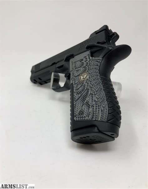 ARMSLIST - For Sale: New Wilson Combat EDC-X9 Black w/Black&Gray Grips - 4" Compact Custom Carry