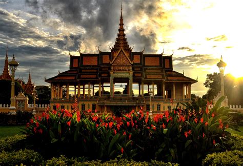 7 Things to Do in Phnom Penh Cambodia