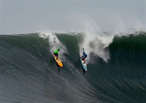 How to See the Mavericks Challenge Surf Contest in California