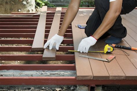 Wood Decking Options Help You Go Out on a Limb