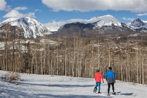 First-Timer’s Guide: Silverthorne | Silverthorne colorado, Colorado winter, Silverthorne