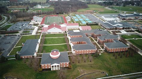 Police patrol New Albany High School after threats