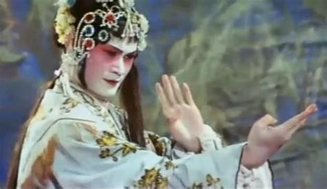 ~Lam Ching Ying as Leung Yee Tai - from "the Prodigal Son"~ Martial Arts Film, Martial Artists ...