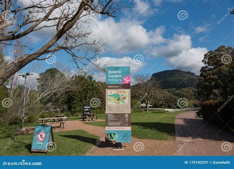 Wollongong Botanic Garden Entrance with Navigation Map and Garden Rules Editorial Photography ...