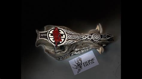 BONETATS tattoo engraves a RAZORBACK HOG SKULL for some big fans! - YouTube