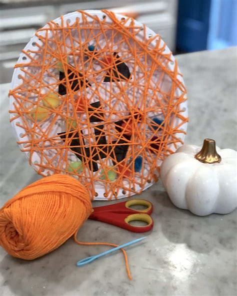 Fun Halloween Crafts for Kids: Trap The Pom Poms!