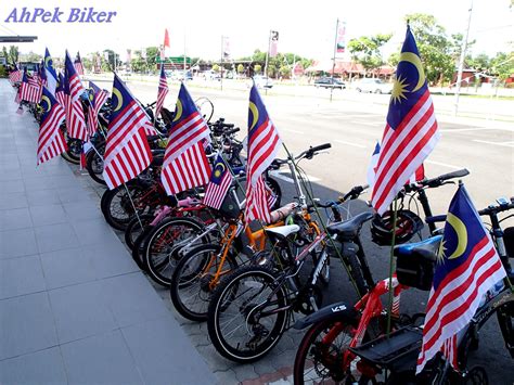 AhPek Biker - Old Dog Rides Again: Cycling In Malaysia