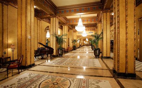 New-Orleans-The-Roosevelt-Hotel-Lobby | Business Travel Destinations