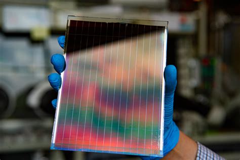 Scientists advance novel perovskite solar cell process