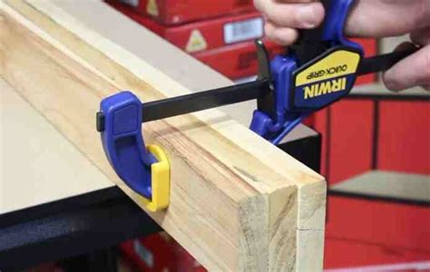 How to Use a Bar Clamp for Woodworking