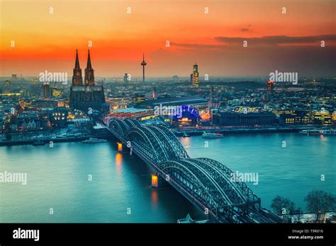 Cologne germany winter cathedral hi-res stock photography and images - Alamy