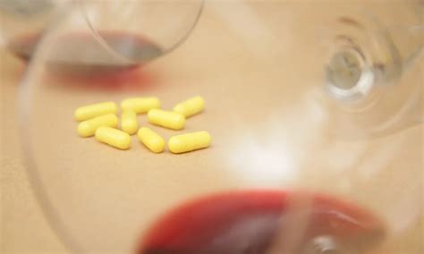 Doxycycline and Alcohol - Everything You Should Know | DrHouse