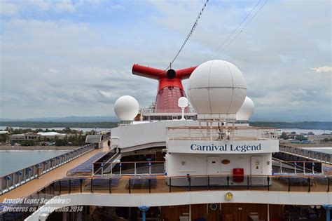 Cruceros en Puntarenas: Carnival Legend, vistas de la ciudad de Puntarenas.