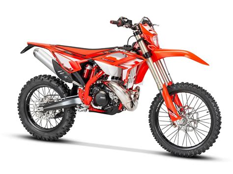 2024 Beta Standard-Model Off-Road Bikes First Look | Dirt Rider