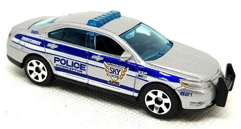 MB821 : Ford Taurus Police Interceptor - Matchbox Collectors Forum