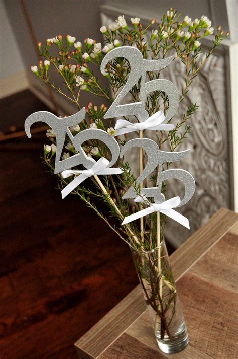 25th Wedding Anniversary Centerpiece Ideas