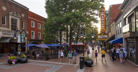 Charlottesville Historic Downtown Mall | Mall Near Keswick Hall