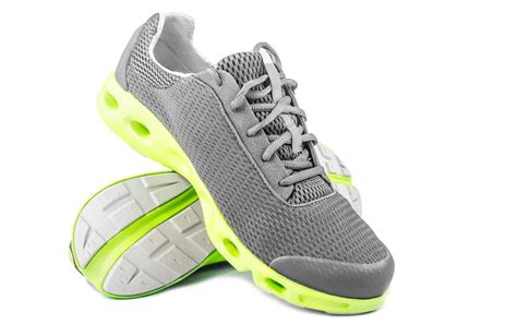 Do Higher Cushioned Running Shoes Actually Reduce Injury? Here's The ...