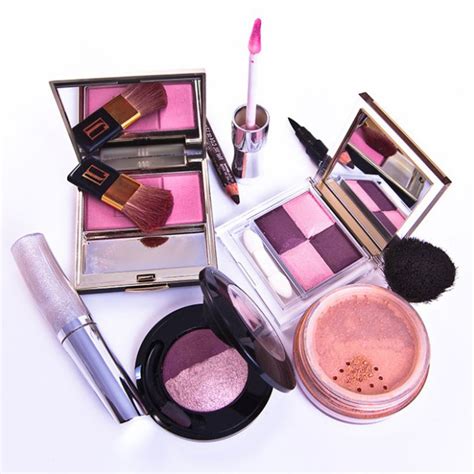 Wholesale Cosmetics: How to get The Best Price?