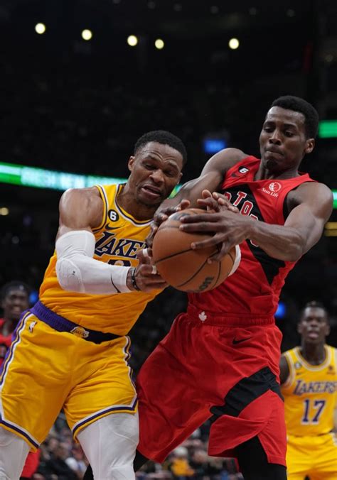 Pascal Siakam powers Raptors to victory over Lakers